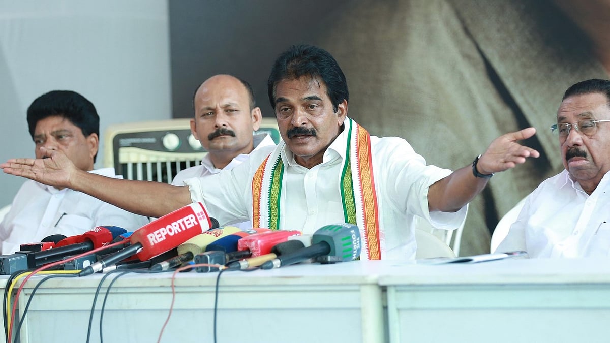 നിയമസഭ തെരഞ്ഞെടുപ്പില്‍ കെ സി വേണുഗോപാല്‍ നയിക്കും?;   കോണ്‍ഗ്രസില്‍ പുതിയ അധികാര അച്ചുതണ്ടായി കെ സി ഗ്രൂപ്പ്