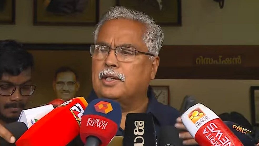 ബേബി വിളിച്ചു, വഴങ്ങാതെ സിപിഐ; മന്ത്രിസഭാ യോഗത്തിനെത്തില്ല
