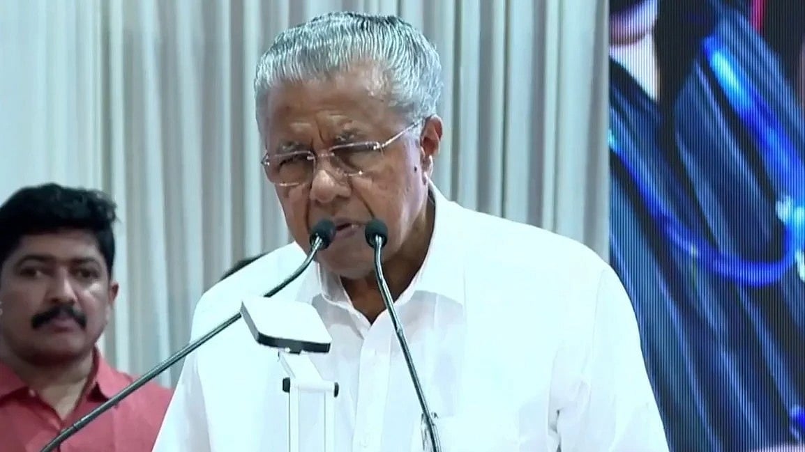 'ഭ്രാന്താലയം' ആയിരുന്ന കേരളം മാനവാലയമായി,  കിഫ്ബിയുടെ പ്രസക്തി ഗൗരവമായി ആലോചിക്കണമെന്ന് മുഖ്യമന്ത്രി