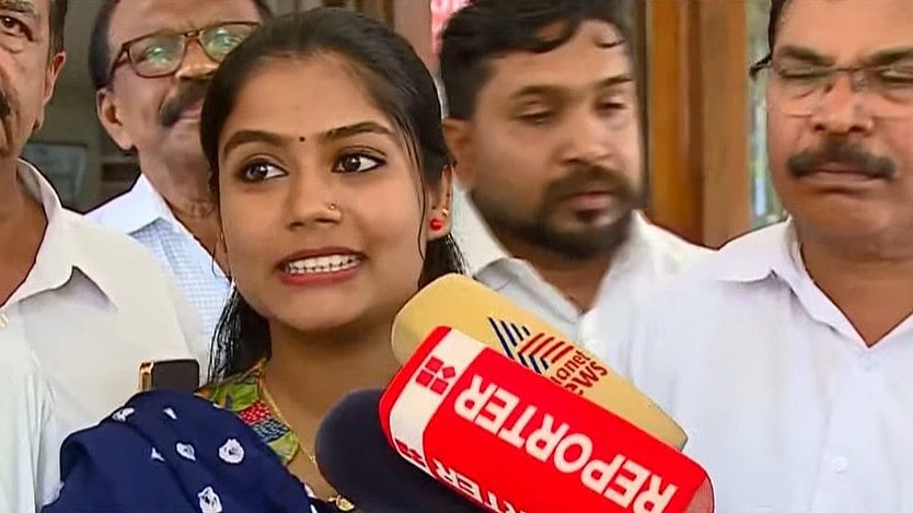 'ജനിച്ചതും ജീവിക്കുന്നതും ഇവിടെ, സ്ഥാനാര്‍ഥിയായപ്പോള്‍ പ്രശ്നം, മാനസികമായി തളര്‍ത്താന്‍ ശ്രമം'