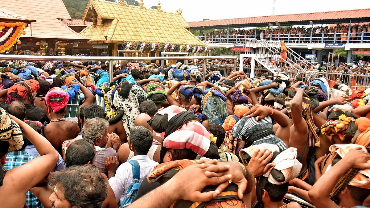 ഭണ്ഡാരത്തിലേക്ക് പൊലീസ് കയറരുത്; കാനനപാത വഴി ശബരിമലയിലേക്ക് നടന്നുപോകുന്നവര്‍ക്കും വിര്‍ച്വല്‍ ക്യൂ നിര്‍ബന്ധം