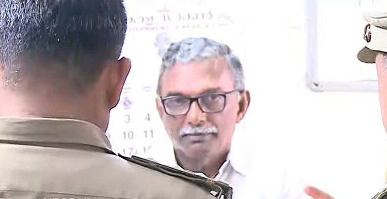 വാസുവിന് കട്ടില്‍; പത്മകുമാര്‍ സെല്ലില്‍ തടവുകാര്‍ക്കൊപ്പം