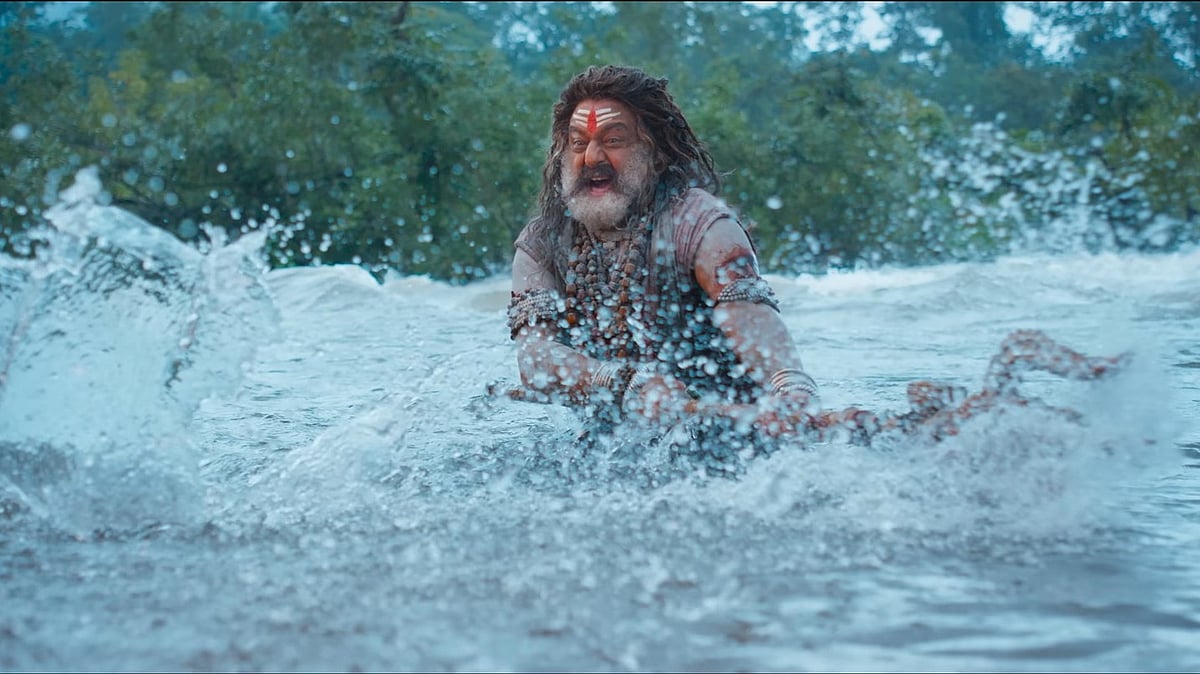 'ബാലയ്യയുടെ പടത്തിൽ നിന്ന് ഇതിനപ്പുറം വേറെ എന്താണ് പ്രതീക്ഷിക്കേണ്ടത് ? ഇത് അഖണ്ഡ പ്രോ മാക്സ്'; ടീസറിന് ട്രോൾമഴ