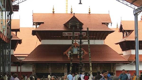 ഗുരുവായൂര്‍ ഏകാദശി ഇന്ന്; വന്‍ ഭക്തജനത്തിരക്ക്; പ്രസാദ ഊട്ട് രാവിലെ ഒന്‍പത് മുതല്‍