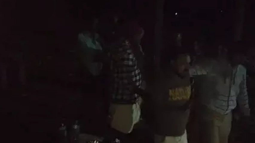 വയനാട്ടില്‍ വോട്ടു പിടിക്കാന്‍ മദ്യ വിതരണം; പരാതിയുമായി കോണ്‍ഗ്രസ്