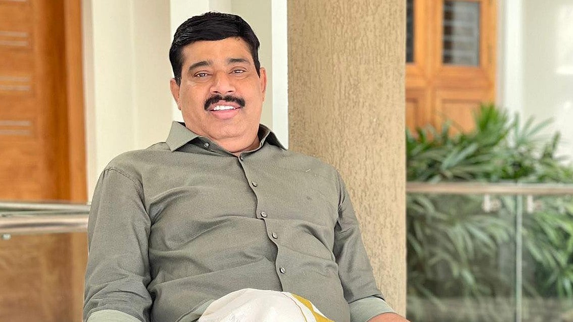 സ്ഥാനാര്‍ഥി ഒളിവിലാണ്! എന്നിട്ടും ജനം കൈവിട്ടില്ല; ഫ്രഷ്  കട്ട് കേസ് പ്രതി ജയിച്ചു
