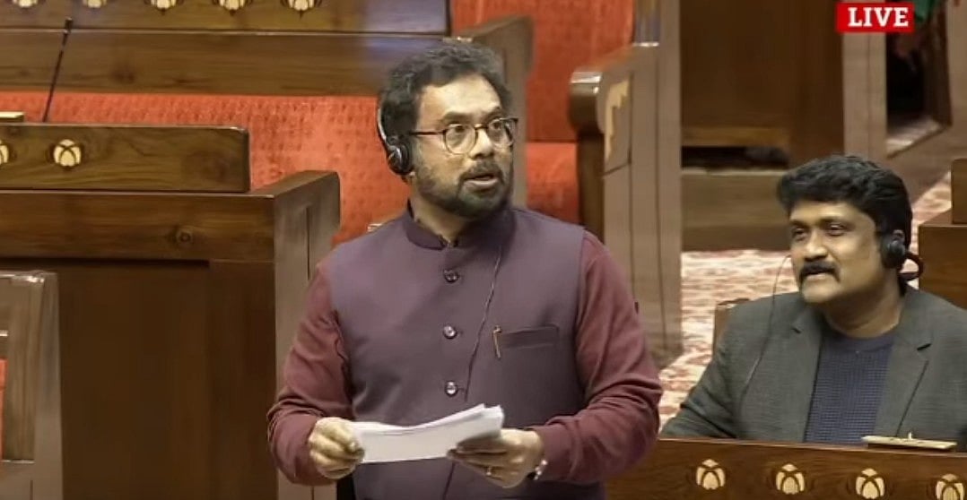 'കേരളം പടച്ചട്ട, ബുള്‍ഡോസറുകള്‍ കയറിയിറങ്ങാത്തതിന്റെ കാരണം'; പാര്‍ലമെന്റില്‍ ബ്രിട്ടാസ്  