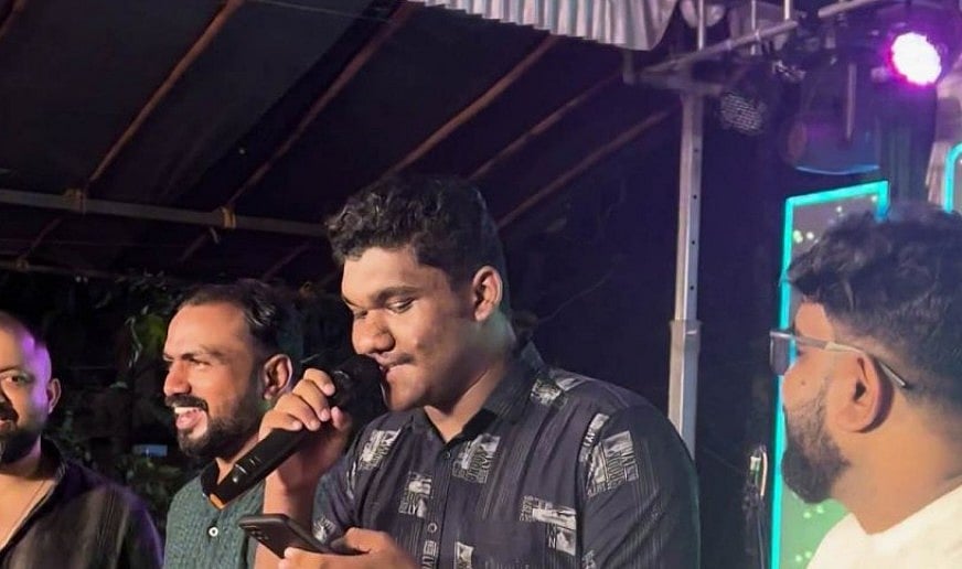പോറ്റിയെ കേറ്റിയെ...  ഇനി പാടാനില്ല; വികാരം വ്രണപ്പെട്ടത് വിശ്വാസികളായി ചമയുന്നവര്‍ക്കെന്ന് അണിയറ പ്രവര്‍ത്തകര്‍