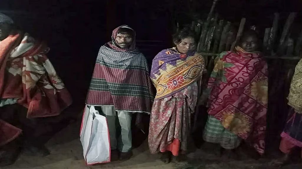 ആംബുലന്‍സ് സൗകര്യം നല്‍കിയില്ല; കുഞ്ഞിന്റെ മൃതദേഹം പ്ലാസ്റ്റിക് സഞ്ചിയിലാക്കി കുടുംബത്തിന്റെ ബസ് യാത്ര