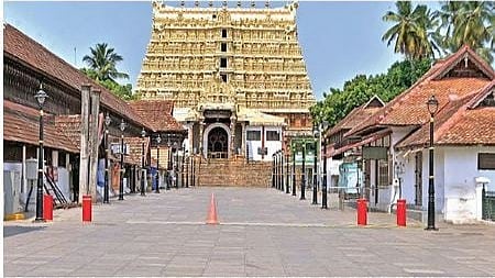 മെറ്റാ ഗ്ലാസ് ധരിച്ച് പത്മനാഭസ്വാമി ക്ഷേത്രത്തില്‍ എത്തി; ശ്രീലങ്കന്‍ സ്വദേശി കസ്റ്റഡിയില്‍ 