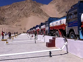 അമേരിക്ക- ഇറാന് സമാധാന ചര്ച്ചകളില് പ്രതീക്ഷ; എണ്ണവില രണ്ടാം ദിവസവും കുറഞ്ഞു, 95 ഡോളറില് താഴെ