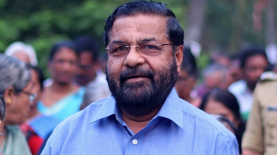 'എംഎല്‍എ ബോര്‍ഡ് വെച്ച കാറില്‍ പകല്‍ വെളിച്ചത്തിലാണ് എസ്‌ഐടിക്ക് മുന്നിലെത്തിയത്; ഞാനെഴുതിയ കുറിപ്പുണ്ടെങ്കില്‍ പുറത്തുവിടൂ'; വെല്ലുവിളിച്ച് കടകംപള്ളി