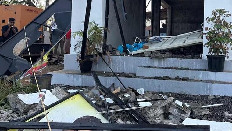 പള്ളിയിലെ ആചാരവെടി: കതിന നിറയ്ക്കുന്നതിനിടെ പൊട്ടിത്തെറി ; ഒരാൾ മരിച്ചു
