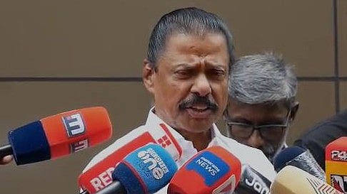 'യാതൊരു ഉളുപ്പുമില്ല'; രാഹുലിലൂടെ പുറത്തുവരുന്നത് കോണ്‍ഗ്രസ്സിന്റെ ജീര്‍ണ്ണാവസ്ഥ: എം വി ഗോവിന്ദന്‍