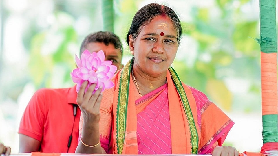 'കണ്ണൂരിലെ രണ്ടു പ്രമുഖര്‍ ഉടന്‍ ബിജെപിയില്‍ ചേരും; മുഖ്യമന്ത്രിയുടെ അമേരിക്കന്‍ യാത്രകള്‍ സ്വന്തം ബിസിനസ് താത്പര്യങ്ങള്‍ക്കോ?' 