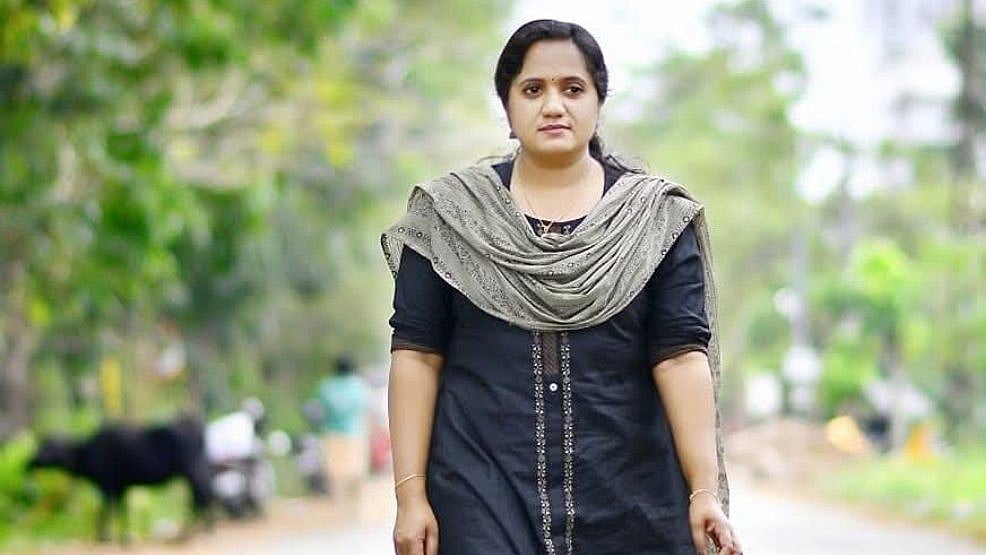 ‘ശ്രീനാദേവി കുഞ്ഞമ്മയ്ക്കെതിരെ ഉടന്‍ എഫ്ഐആര്‍ രജിസ്റ്റര്‍ ചെയ്യണം’; ഡിജിപിക്ക് പരാതി നൽകി; അതിജീവിത; കേസ് എടുക്കും