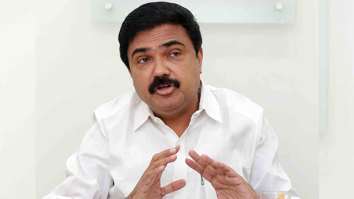 ആദ്യ പോസ്റ്റില്‍ തിരുത്തല്‍, 'ഇടതുമുന്നണിക്കൊപ്പം'  ഉള്‍പ്പെടുത്തി ജോസ് കെ മാണിയുടെ വിശദീകരണം