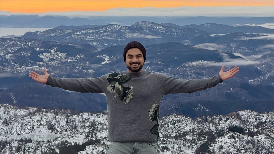 ലോക നെറുകയില്‍ ടൊവിനോ; നോര്‍വെയെ രക്ഷിക്കാന്‍ എത്തിയ മിന്നല്‍ മുരളി...!
