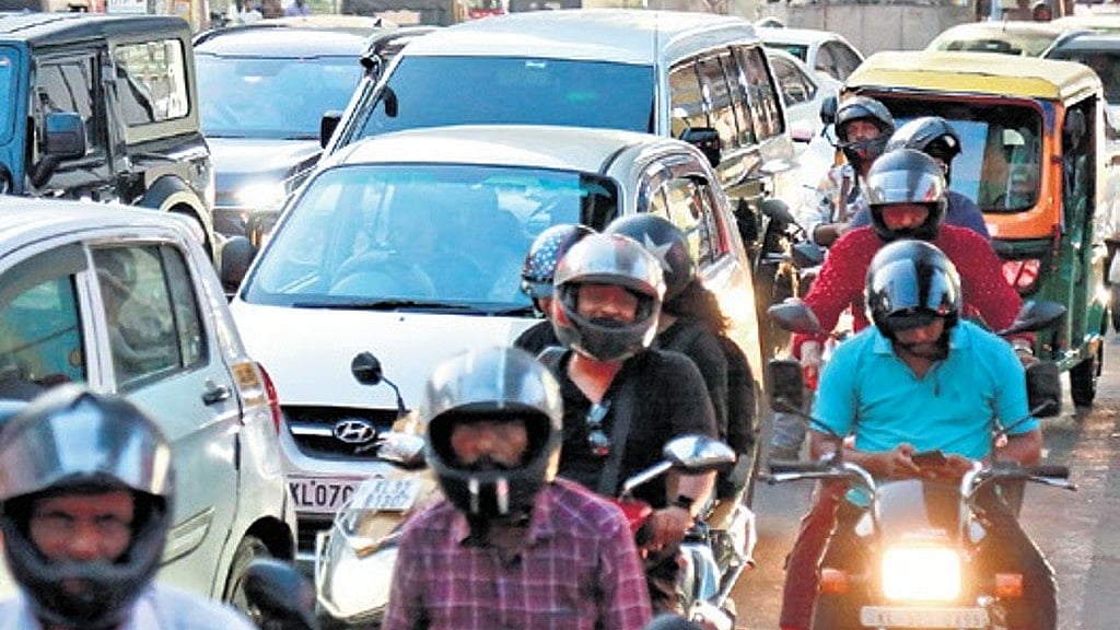 ഇനി റോഡ് അപകടങ്ങള്‍ മുന്‍കൂട്ടി പ്രവചിക്കും; എഐ അധിഷ്ഠിത സേവനം ഒരുക്കാന്‍ കേരള പൊലീസ്  