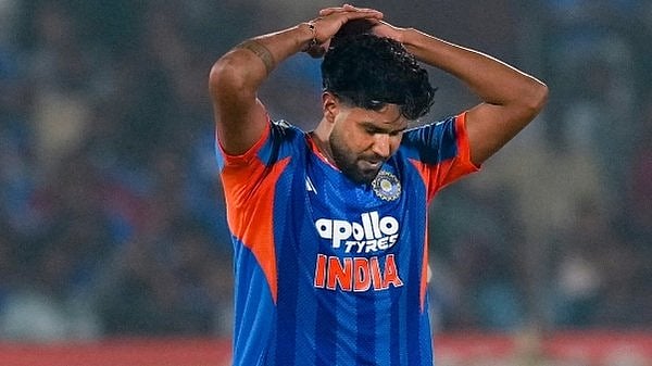 ഹർഷിത് റാണയ്ക്ക് പരിക്ക്? പകരം ഈ മൂന്ന് പേരിൽ ഒരാൾ