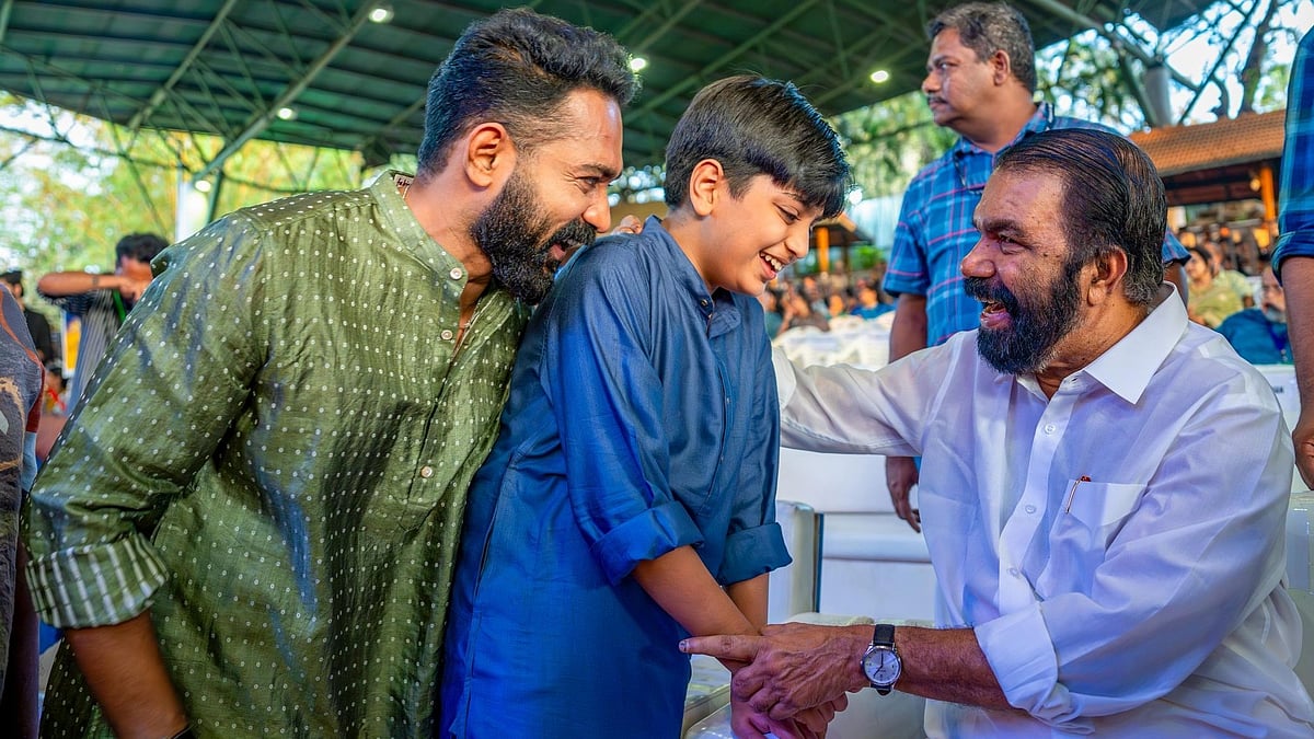 'ആസിഫ് തന്നെ പിന്നീട് എപ്പോഴെങ്കിലും നിങ്ങളോട് അത് പങ്കുവെയ്ക്കുമായിരിക്കും'; കുറിപ്പുമായി മന്ത്രി