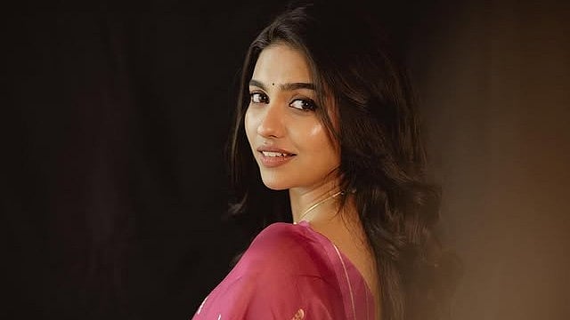 'പ്രേമലു 2' ഉപേക്ഷിച്ചോ ? മറുപടി നൽകി മമിത ബൈജു