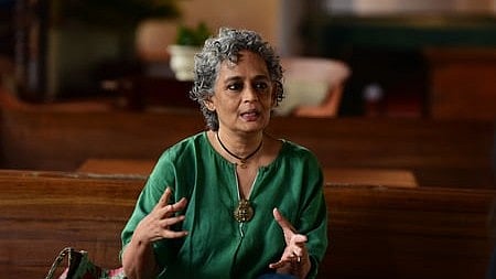 'ഗാസ, ജൂറിയുടേത് അസ്വസ്ഥതയുണ്ടാക്കുന്ന നിലപാട്'; ബെര്‍ലിന്‍ ചലച്ചിത്ര മേളയില്‍ നിന്ന് പിന്മാറി അരുന്ധതി റോയ്