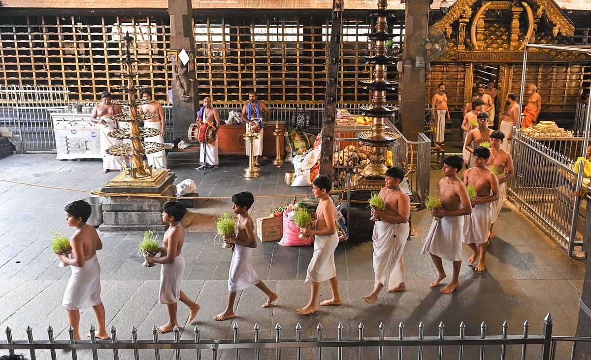 ഗുരുവായൂരില്‍ തത്ത്വകലശം നടന്നു; ബ്രഹ്മകലശം വെള്ളിയാഴ്ച, കൊടിയേറ്റം ശനിയാഴ്ച