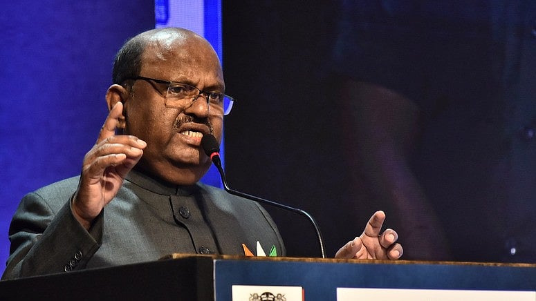 പശ്ചിമ ബംഗാള് ഗവര്ണര് സിവി ആനന്ദ ബോസ് രാജിവെച്ചു, രാഷ്ട്രീയ സമ്മര്ദമെന്ന് മമത ബാനര്ജി
