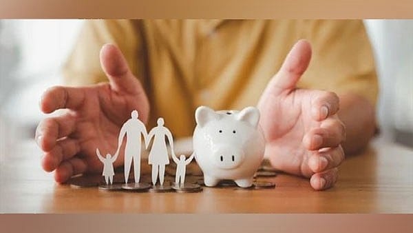 15 വര്‍ഷം കൊണ്ട് അരക്കോടി രൂപ സമ്പാദിക്കാം!; ചെയ്യേണ്ടത് ഇത്രമാത്രം 