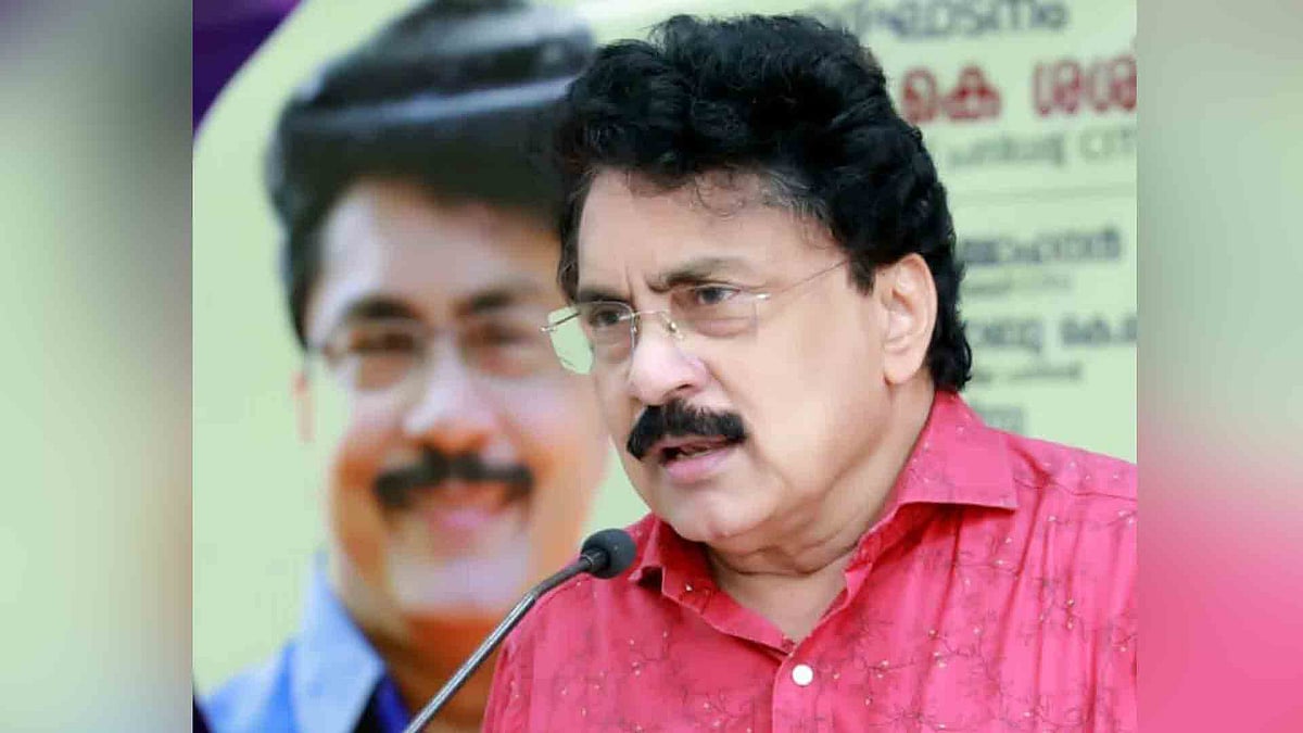 പി കെ ശശിയെ സിപിഎമ്മില് നിന്നു പുറത്താക്കി