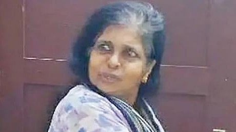 'നീ നില്‍ക്ക്, ഇപ്പം വരുമെടാ പൊലീസ്'; കള്ളനെ ഭയപ്പെടുത്തി സഫിയ, മോഷണം നടന്നത് പുലര്‍ച്ചെ