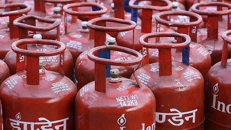 ഇൻഡെയ്ൻ സിലിണ്ടറുകൾ വാട്ട്‌സ്ആപ്പ് വഴി എങ്ങനെ ബുക്ക് ചെയ്യാം|How to ...