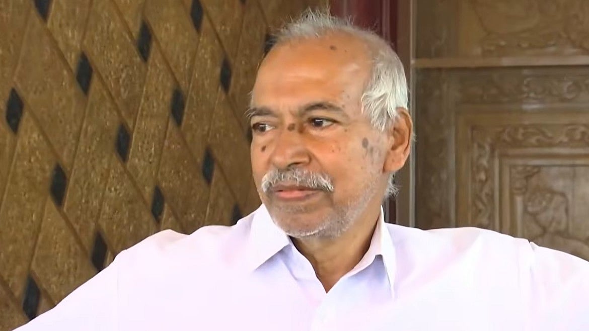 'മാഫിയാസംഘത്തിന്റെ കയ്യില്‍ നിന്നും സിപിഎമ്മിനെ രക്ഷിക്കണം'; പയ്യന്നൂരില്‍ മത്സരിക്കുമെന്ന് വി കുഞ്ഞികൃഷ്ണന്‍