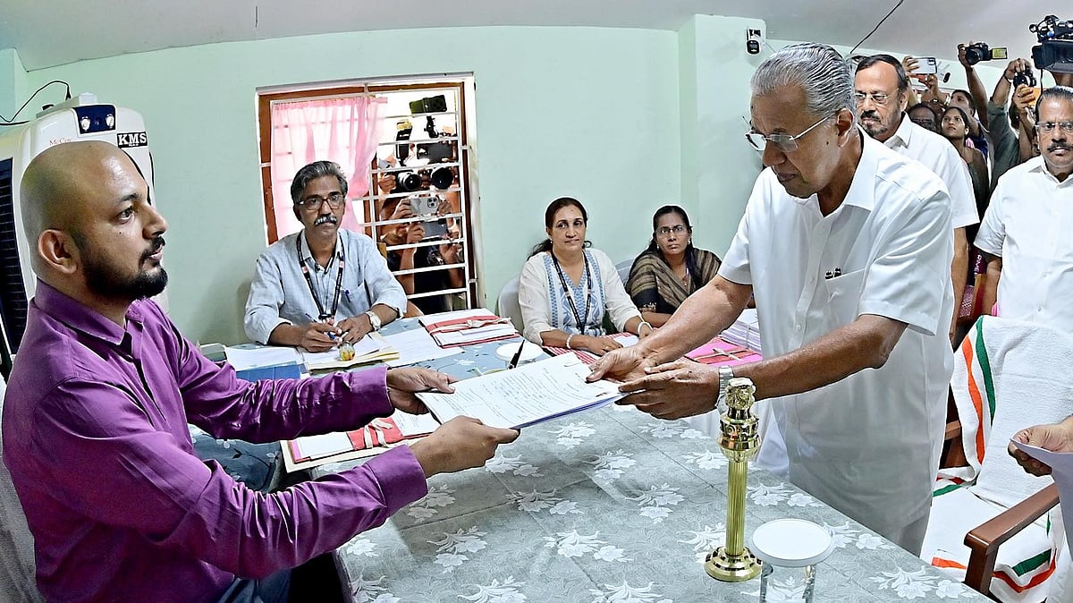 പിണറായിക്കും ഭാര്യയ്ക്കും ഒരു കോടിയിലധികം രൂപയുടെ നിക്ഷേപം; 78 സെ​ന്‍റ് ഭൂ​മി​; സത്യവാങ്മൂലം
