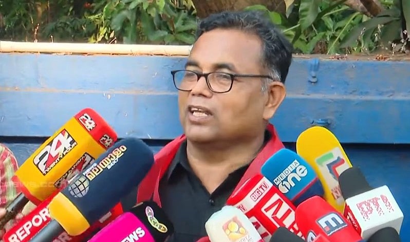 പുറത്തിറങ്ങിയത് 11 വര്‍ഷത്തിനുശേഷം; മാവോയിസ്റ്റ് നേതാവ് രൂപേഷ് ജയില്‍ മോചിതനായി