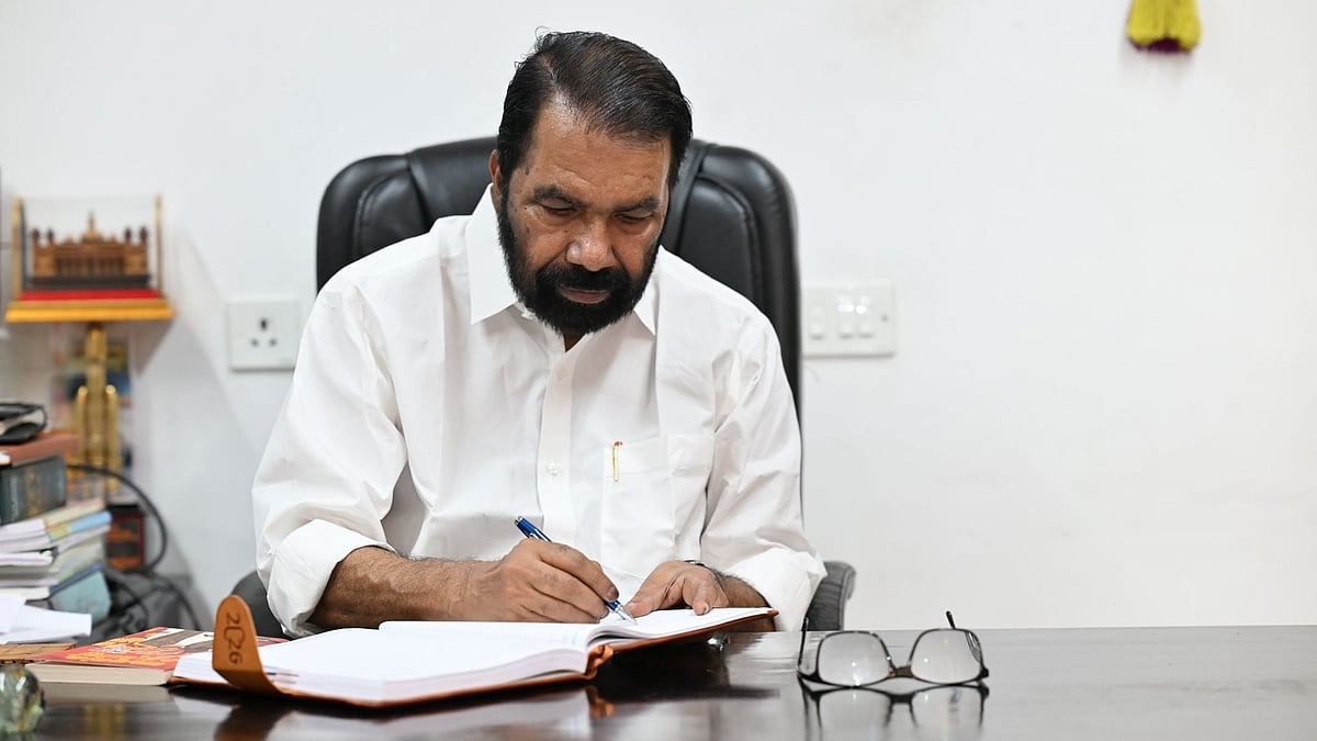 ഔദ്യോ​ഗിക ലെറ്റർ പാഡിൽ വോട്ട് അഭ്യർത്ഥിച്ചു; വി ശിവൻകുട്ടിക്കെതിരെ ബിജെപിയുടെ പരാതി