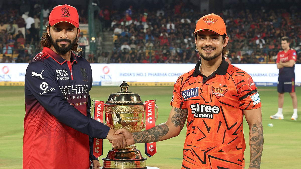 IPL 2026: ആവേശപ്പോരിന് തുടക്കം, ടോസ് നേടിയ ആർസിബി ഫീൽഡിങ്  തെരഞ്ഞെടുത്തു