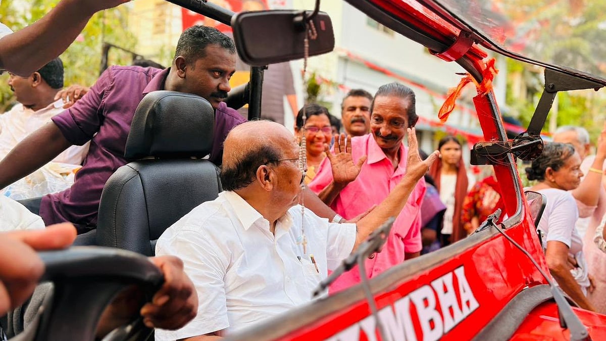 പണം മകന്റെ അക്കൗണ്ടിലേക്ക് മാറ്റി; ആസ്തി വിവരങ്ങള്‍ തെറ്റായി നല്‍കി;  ജി സുധാകരനെതിരെ തെരഞ്ഞെടുപ്പ് കമ്മീഷന് പരാതി