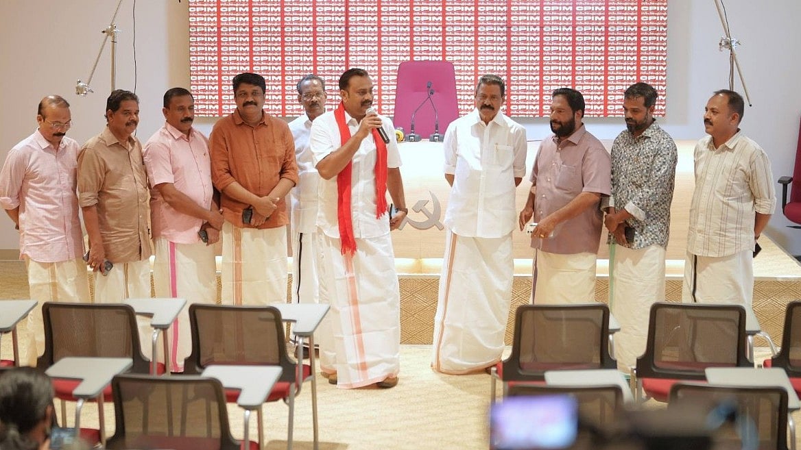 കോണ്‍ഗ്രസ് വിട്ട എന്‍എസ് നുസൂര്‍ സിപിഎമ്മില്‍; സ്വീകരിച്ച് എംവി ഗോവിന്ദന്‍
