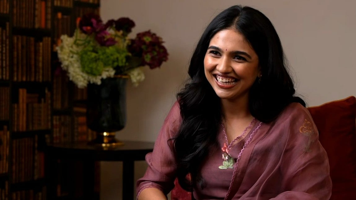 സംവിധാനത്തിലേക്ക് കടക്കുമോ ? ചോദ്യത്തിന് മറുപടിയുമായി മമിത ബൈജു