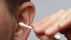 ഇയർബഡ്സ്  ഉപയോഗിക്കുമ്പോൾ ശ്രദ്ധിക്കുക