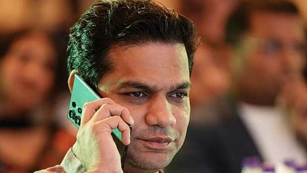 മുഖ്യമന്ത്രി കസേരയ്ക്കായുള്ള അടിപിടി തുടരുന്നു; സ്ഥാനമൊഴിയണമെന്ന് കെപിസിസിക്ക് ഹൈബി ഈഡന്റെ കത്ത്