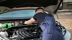 വാഹന മെക്കാനിക്ക് ആണോ? സിംഗപ്പൂരിൽ ജോലി നേടാം,
സൗജന്യ യാത്ര,താമസ സൗകര്യം; നിയമനം സർക്കാർ ഏജൻസി വഴി