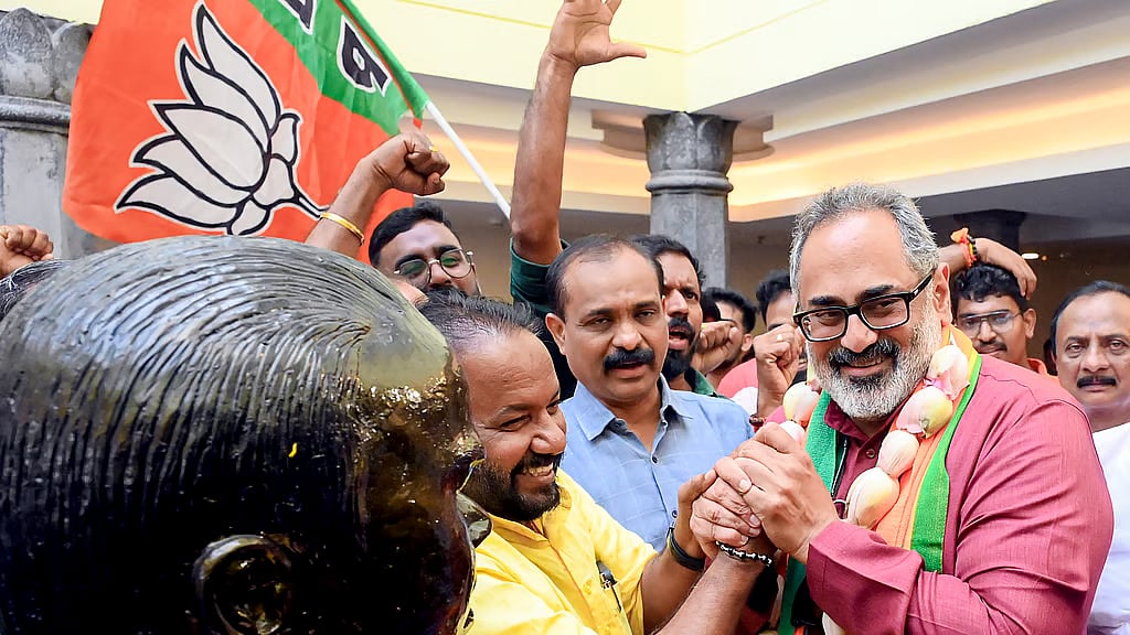 മൂന്ന് സീറ്റുകള്‍ നേടിയിട്ടും നേട്ടമുണ്ടാക്കാനാകാതെ ബിജെപി;  വോട്ട് വിഹിതത്തില്‍ കൂപ്പുകുത്തി സിപിഐയും സിപിഎമ്മും; കണക്കുകള്‍ ഇങ്ങനെ
