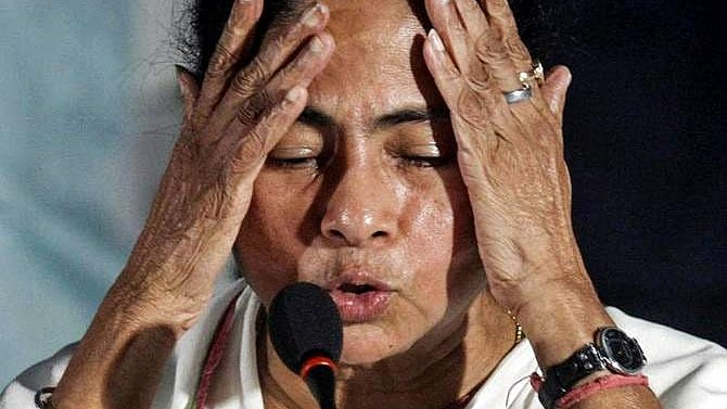 മമത ബാനര്‍ജി മുഖ്യമന്ത്രി സ്ഥാനം ഒഴിഞ്ഞില്ലെങ്കില്‍ ഇനിയെന്ത്?; നിയമങ്ങള്‍ പറയുന്നു