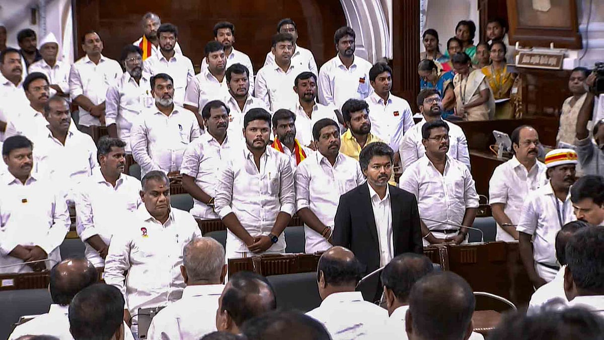 വിജയ്‌ന് ഇന്ന് ആദ്യ പരീക്ഷണം, സ്പീക്കര്‍ തെരഞ്ഞെടുപ്പ്; എഐഎഡിഎംകെ പിളരുമോ?