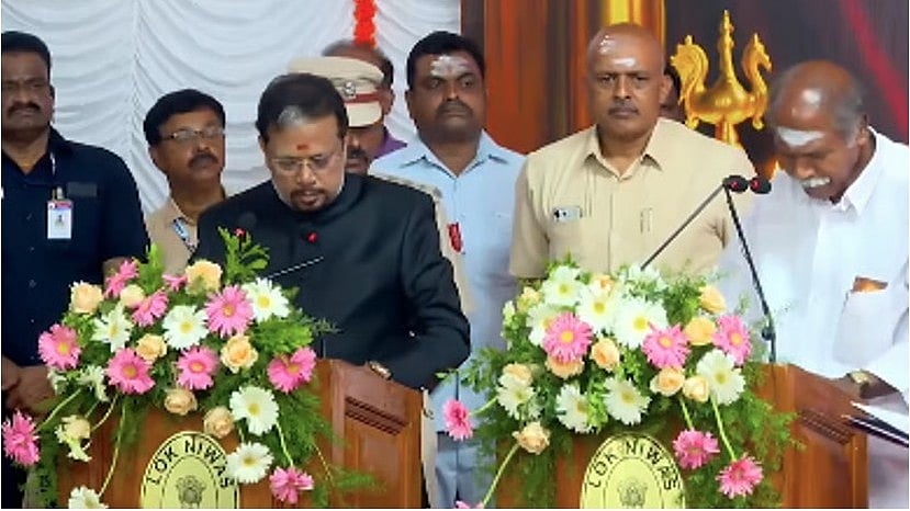 രംഗസ്വാമിക്ക് തുടര്‍ച്ചയായ രണ്ടാമൂഴം; പുതുച്ചേരിയില്‍ എന്‍ഡിഎ സര്‍ക്കാര്‍ അധികാരമേറ്റു