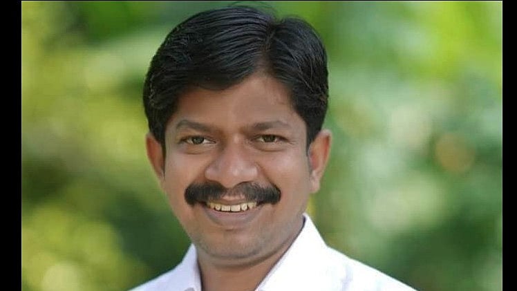 പത്താം നമ്പര്‍! ഓര്‍മയില്ലേ സച്ചിനേയും മെസിയേയും; മന്ത്രി ജനീഷിന്റെ ഔദ്യോഗിക കാര്‍ അത്ര നിസാരക്കാരനല്ല