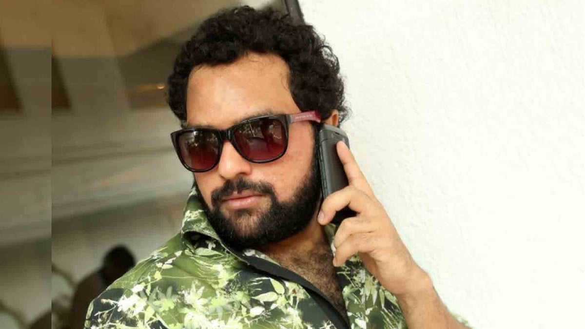 ''ഞാനുമൊരു കോക്രോച്ച്' വെറുമൊരു വാചകം അല്ല, നിശബ്ദരാകാന്‍ വിസമ്മതിക്കുന്ന ഒരു തലമുറയുടെ പ്രഖ്യാപനമാണ്'